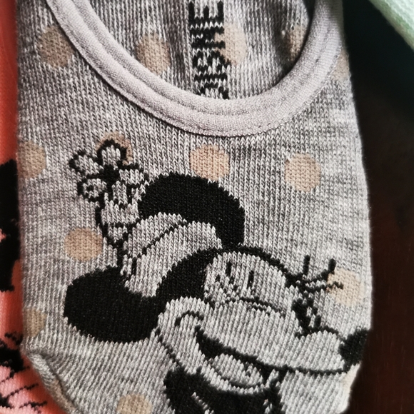 Minnie Mouse Socks (Pack of 5) - Picture 4 of 9